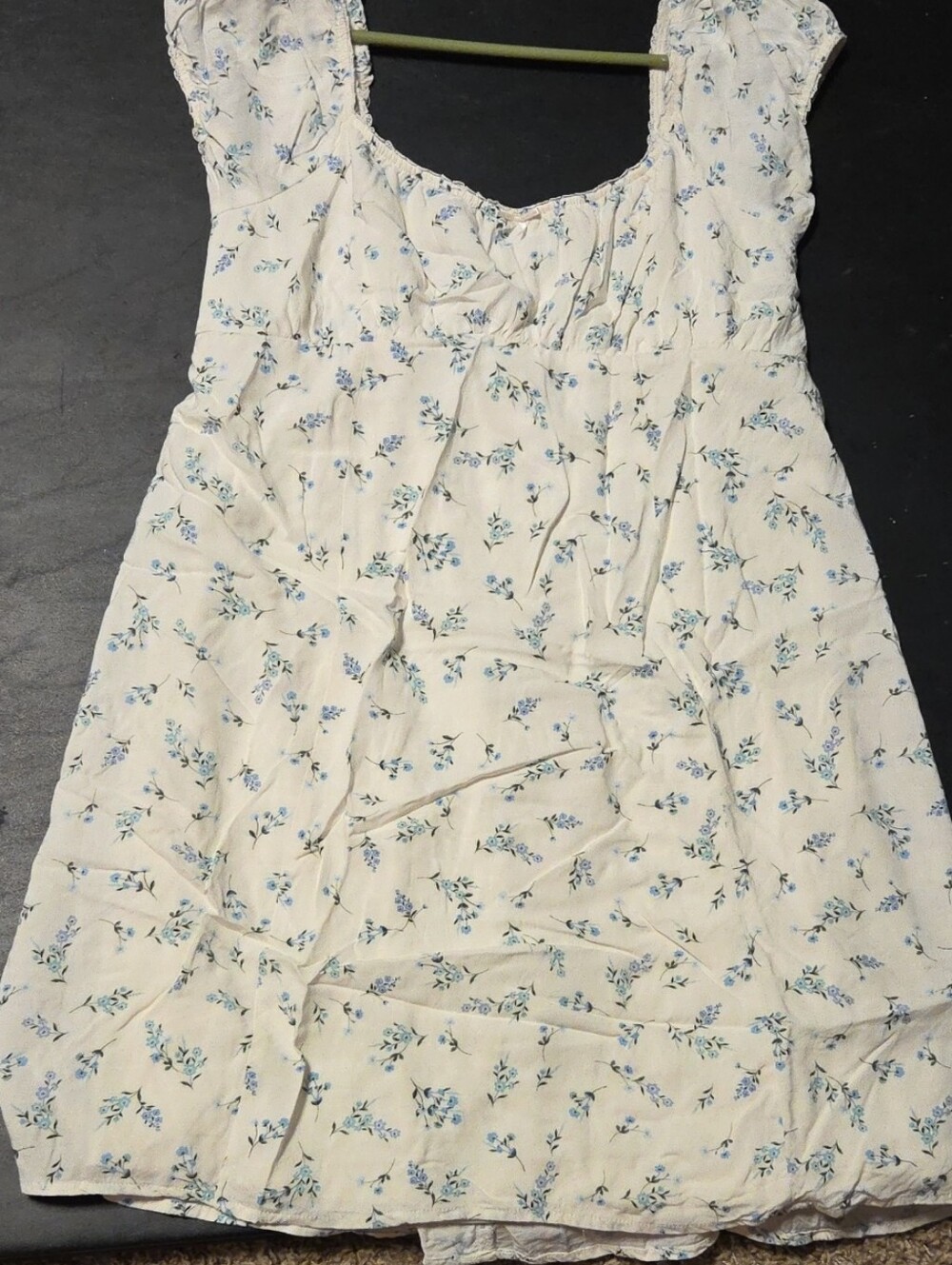 CREAMY SUMMER DRESS
